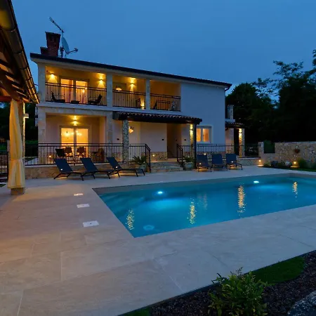 Villa Morgan By Rent Istria *