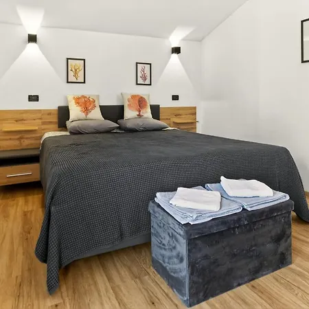 别墅 Morgan By Rent Istria *
